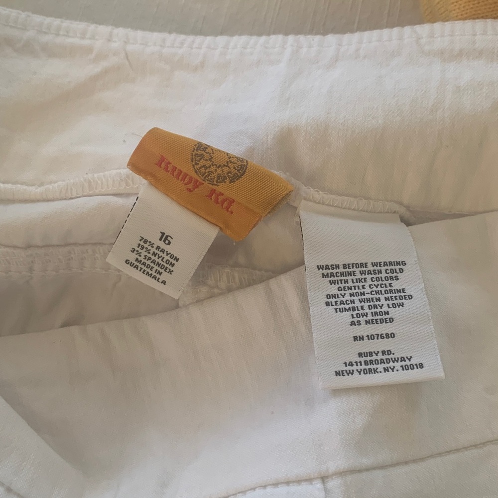 Ruby Rd White Jeggings - Picture 3 of 5